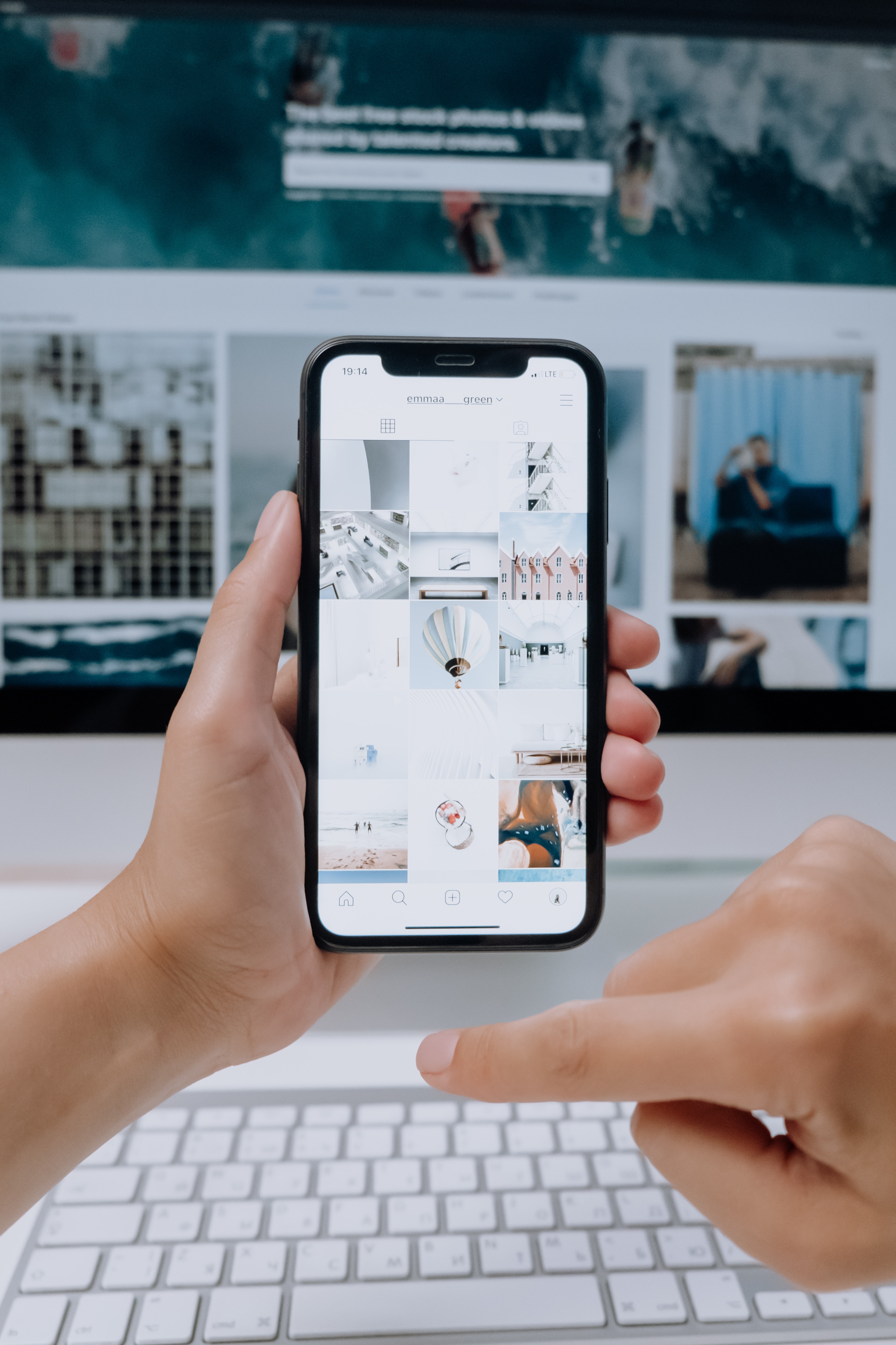 Illustration du Service de communication numérique - pexels-cottonbro-studio-